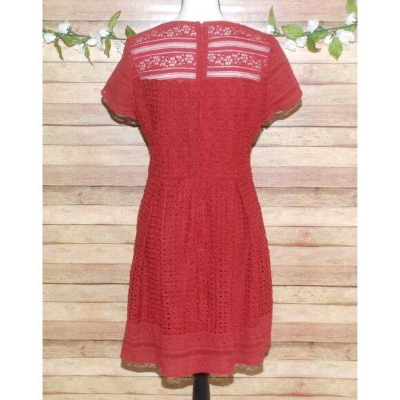 Francesca's Burgundy Rust Sheath Dress Size L Lined Embroidered Lace Fit & Flare - Picture 9 of 14